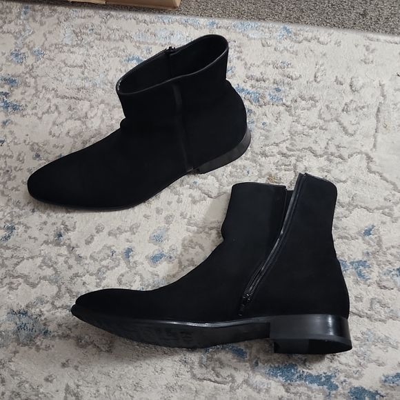 Mens genuine suede leather ArmosChelsea zip up boots. Black. Sz 45.